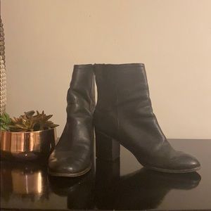 Seychelles leather ankle boots 9